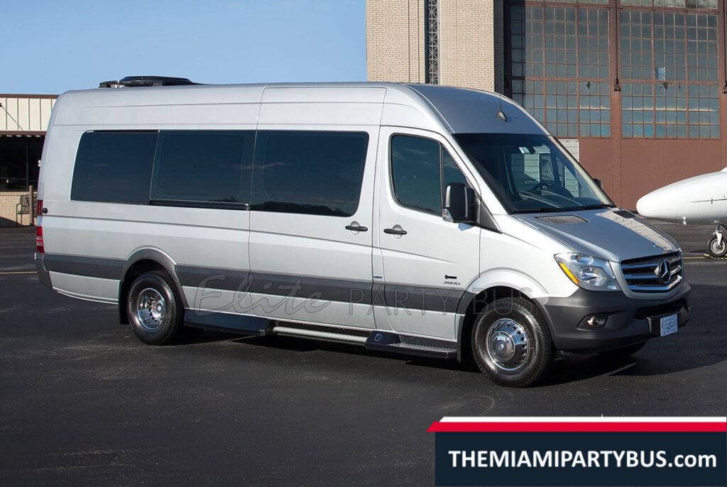 LEGENDMINI PARTY BUS 16 Passengers